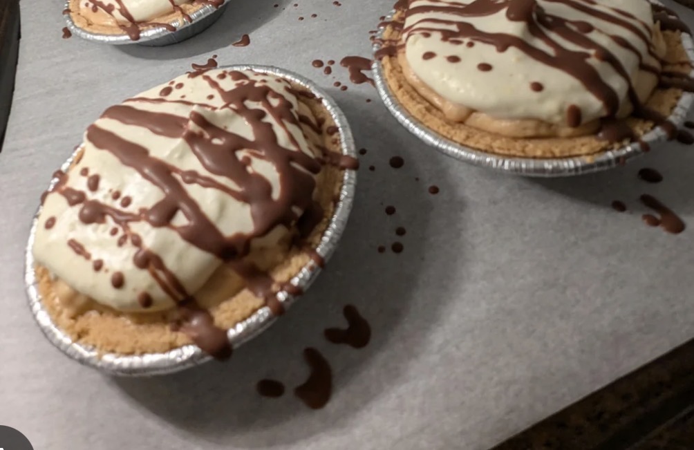 Peanut Butter Mini Pies